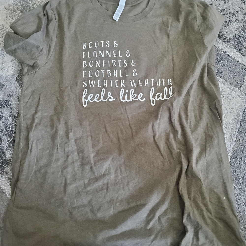 Fall things tee